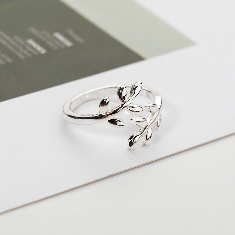 Elegant Leaf Adjustable Ring Set