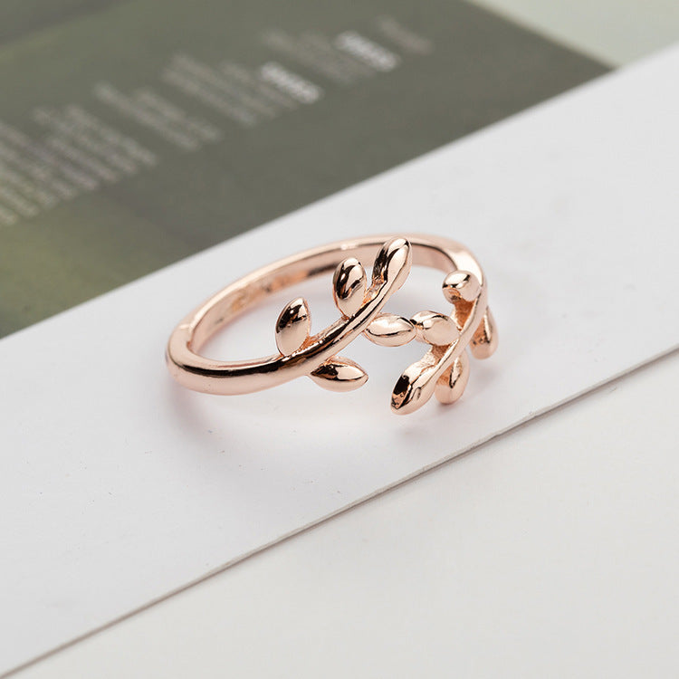 Elegant Leaf Adjustable Ring Set
