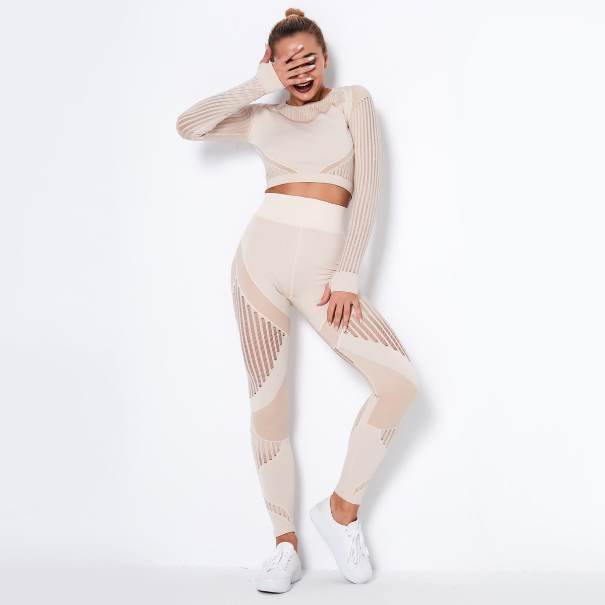 Women’s Seamless Knitted Long-Sleeve Yoga Outfit