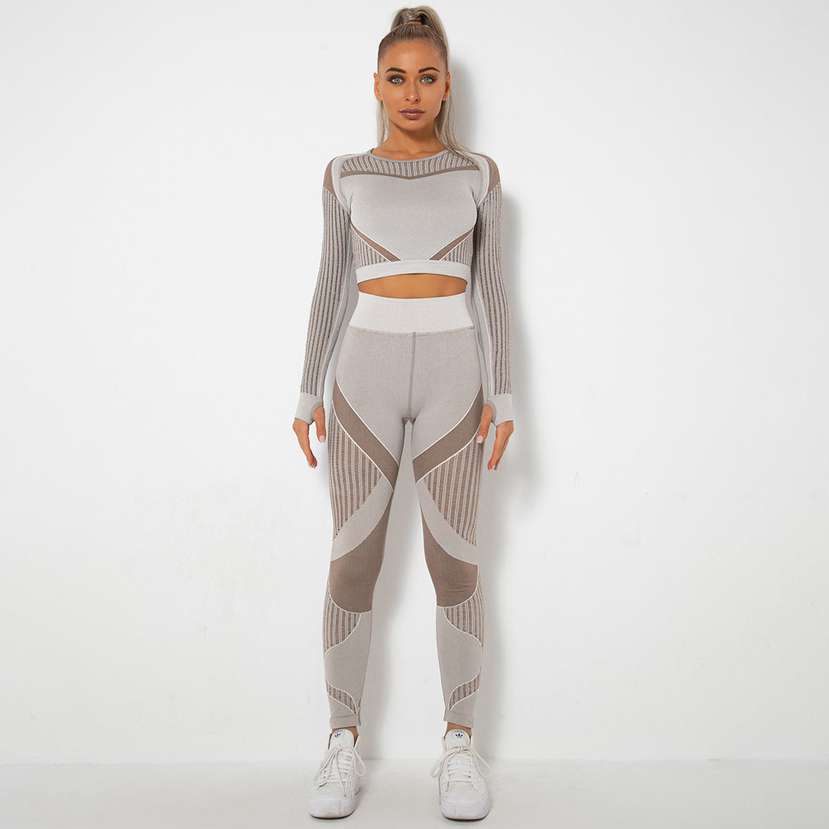 Women’s Seamless Knitted Long-Sleeve Yoga Outfit